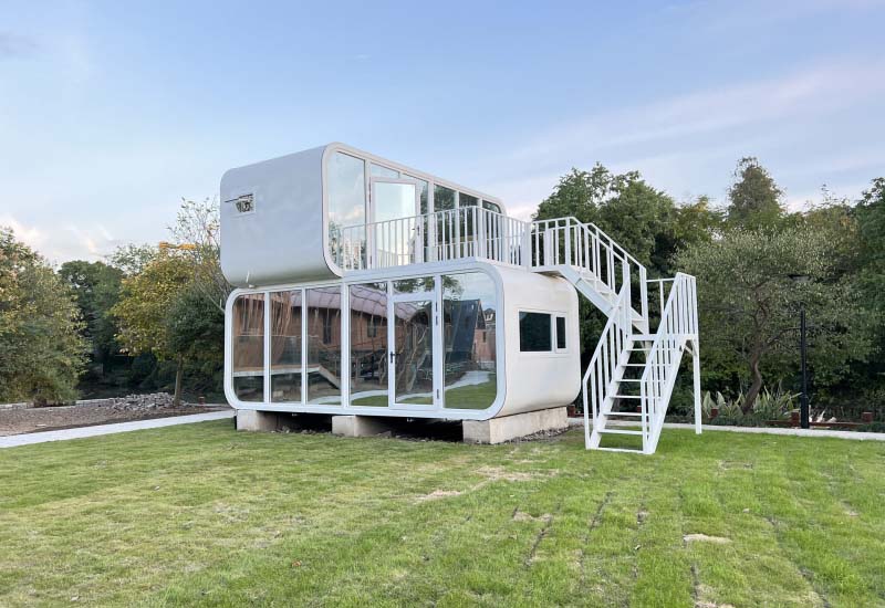 浙江省湖州市南潯鎮新農村雙層蘋果艙住人民宿