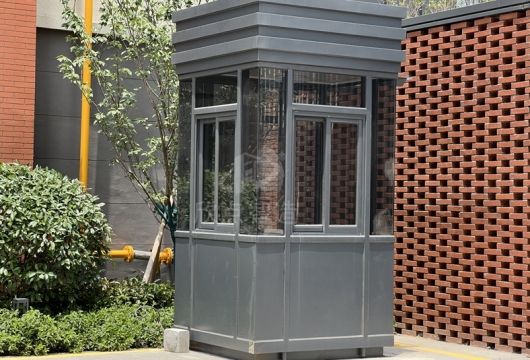 崗?fù)さ幕九渲枚加惺裁矗繉I(yè)廠家來(lái)解答！